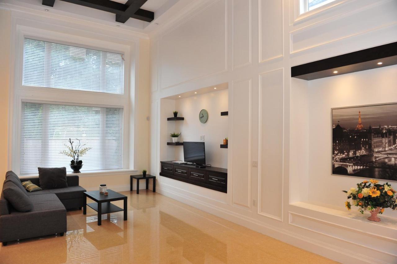 Brand New Luxury House Villa ริชมอนด์ ภายนอก รูปภาพ